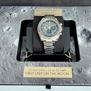 gebrauchte Omega Speedmaster Apollo 11, 310.20.42.50.01.001